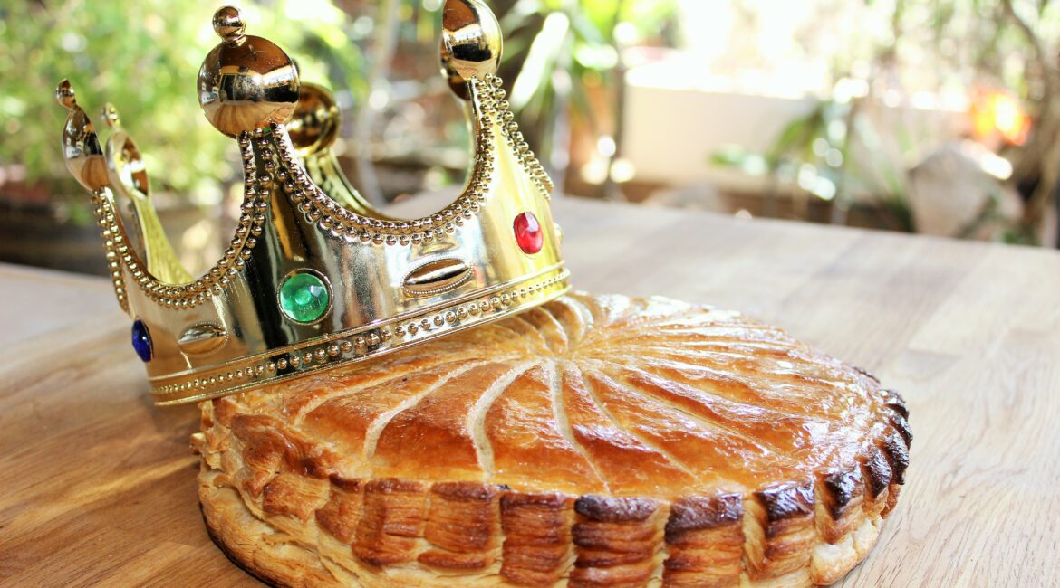 La Galette des rois-The cake of Kings – Cooking with Frenchy
