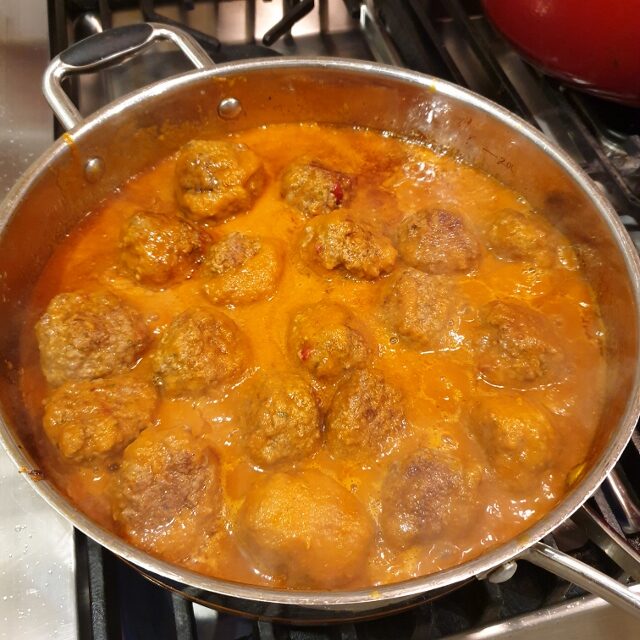 Meatballs with home made pasta and tomato sauce. – Cooking with Frenchy